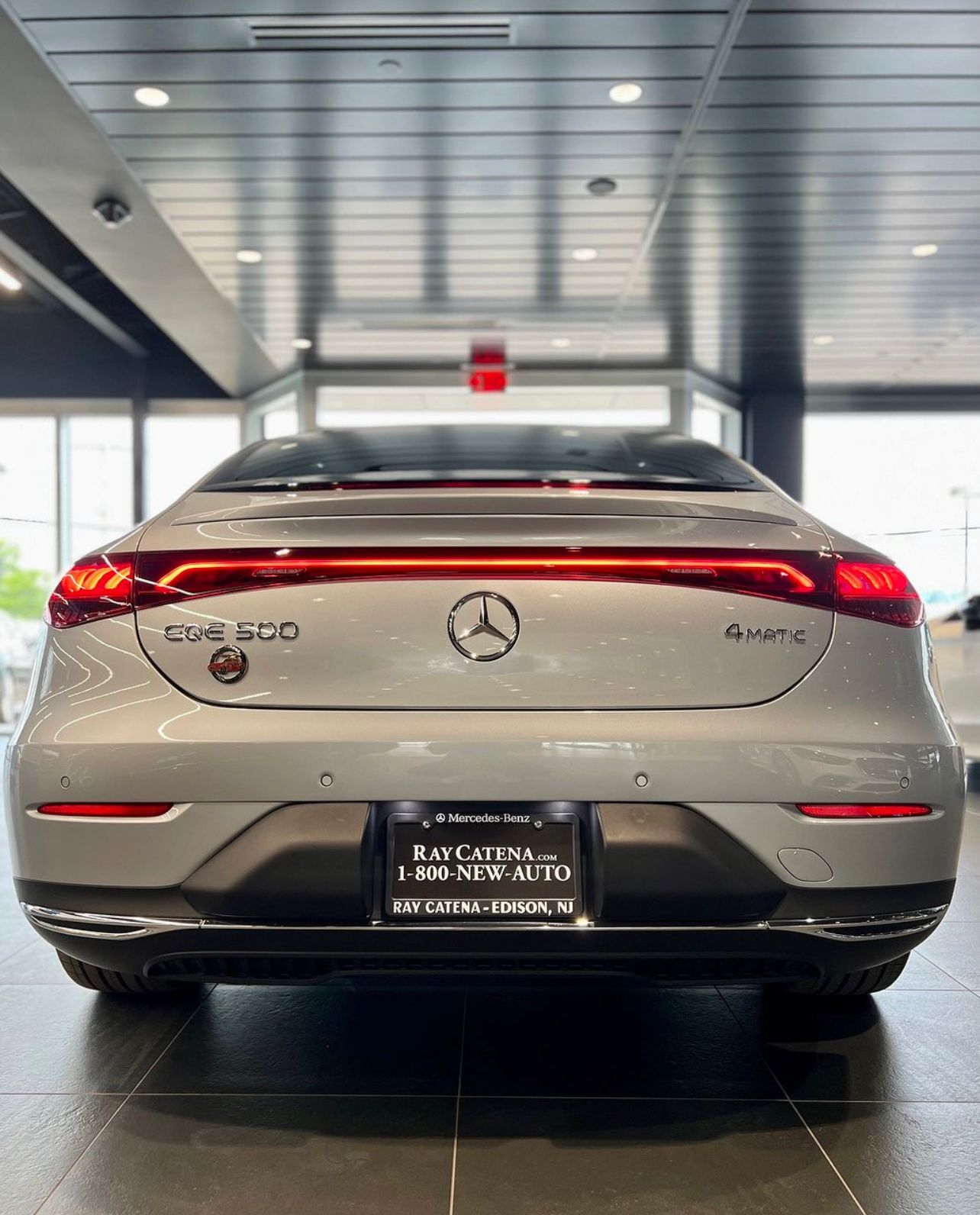 Mercedes Benz EQE 500